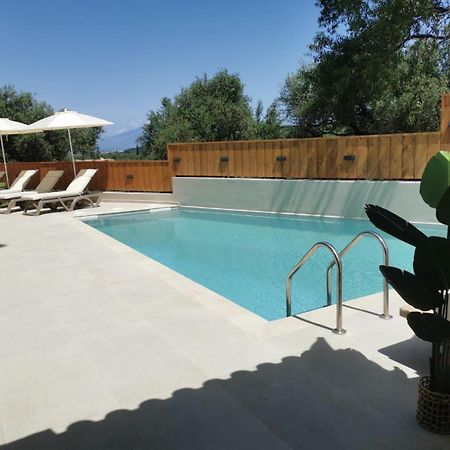 Galadriel Villa With Private Pool & Jacuzzi Kato Yerakarion Exterior foto